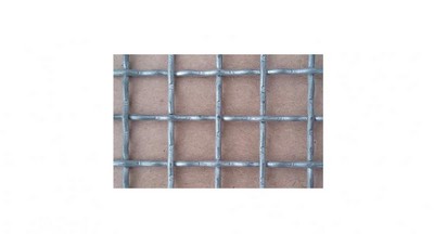 Tela metálica ondulada